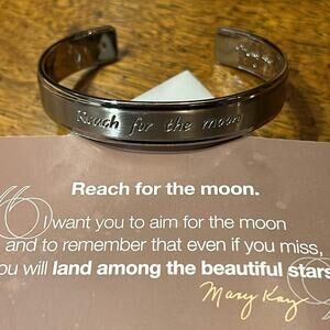 Mary Kay Reach for the Moon Cuff Bracelet Polished silver tone New!  #623